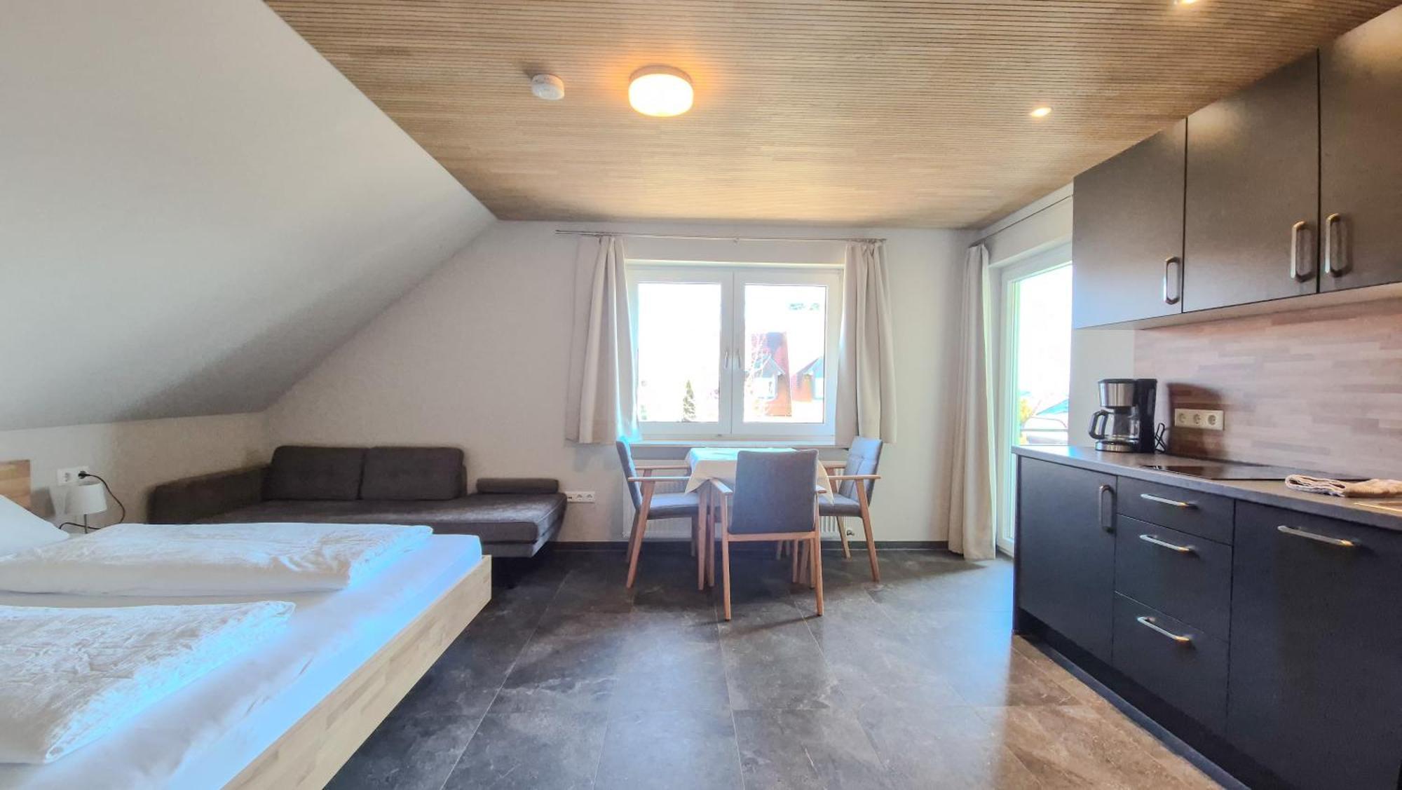 Gaestehaus Hornstein Hotel